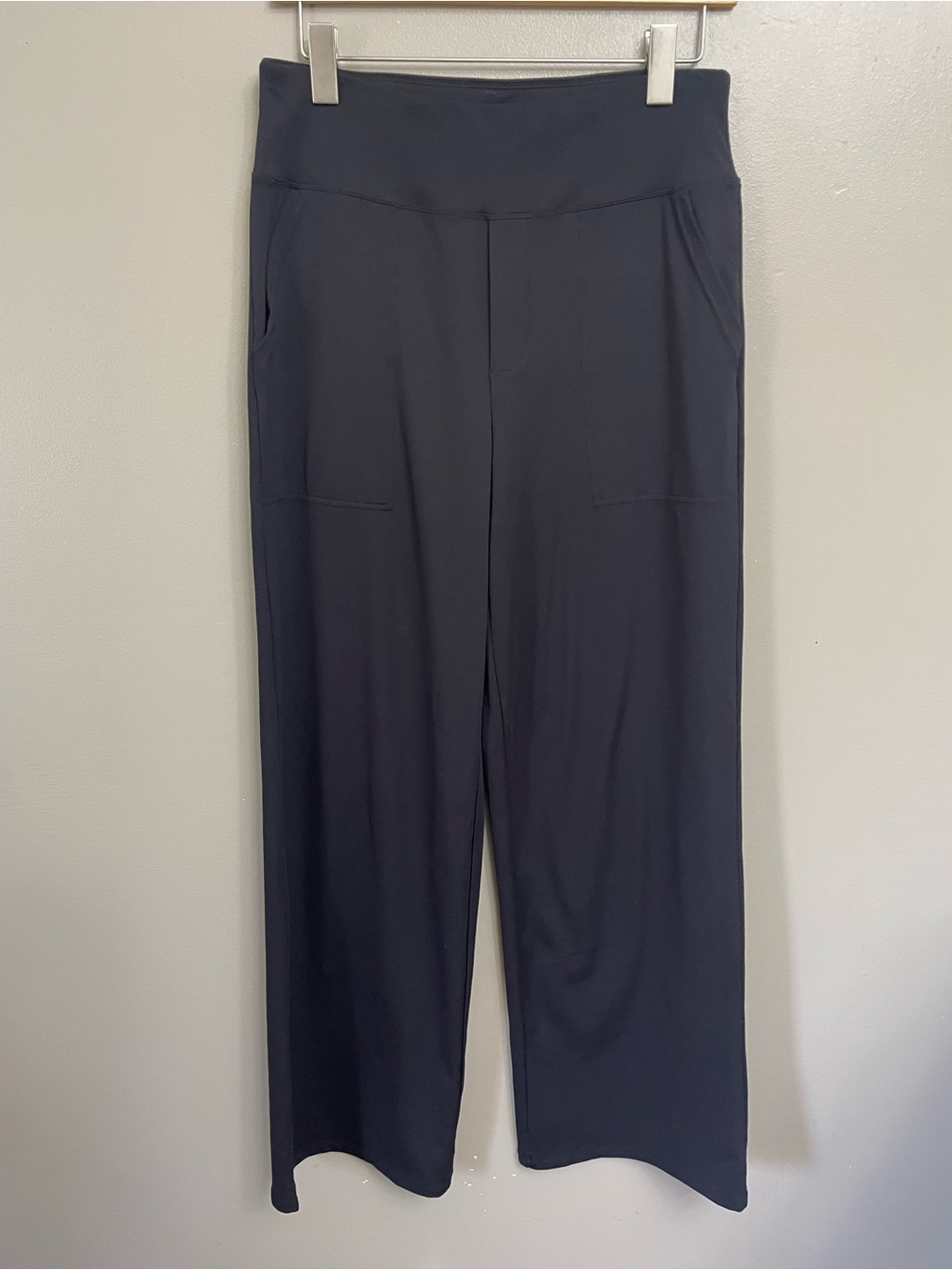 G4free  Black Yoga Wide Leg Pull On dress Pants Comfort Size Medium